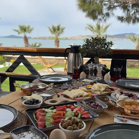 Tringo Hotel Ayvalı